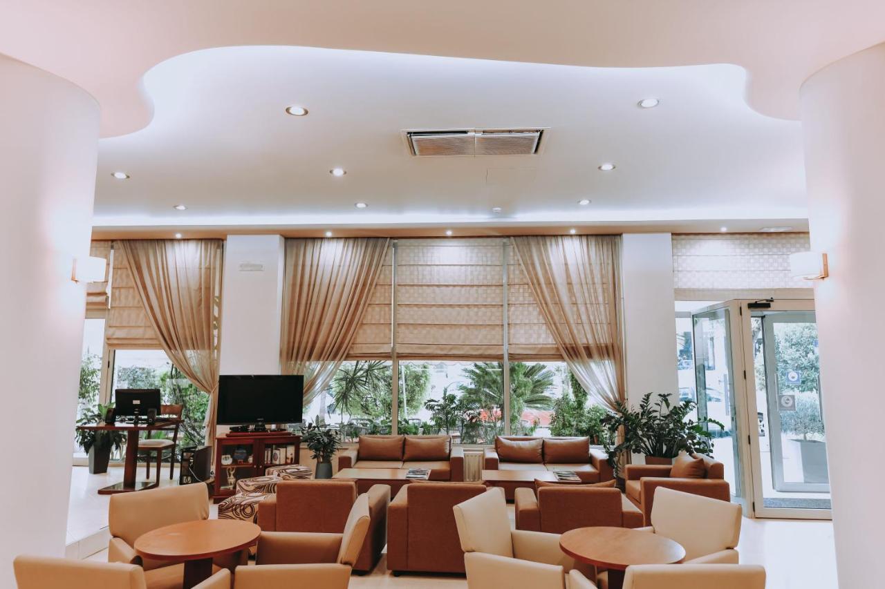 Athinaiko Hotel Heraklion Zewnętrze zdjęcie