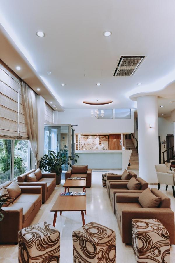 Athinaiko Hotel Heraklion Zewnętrze zdjęcie
