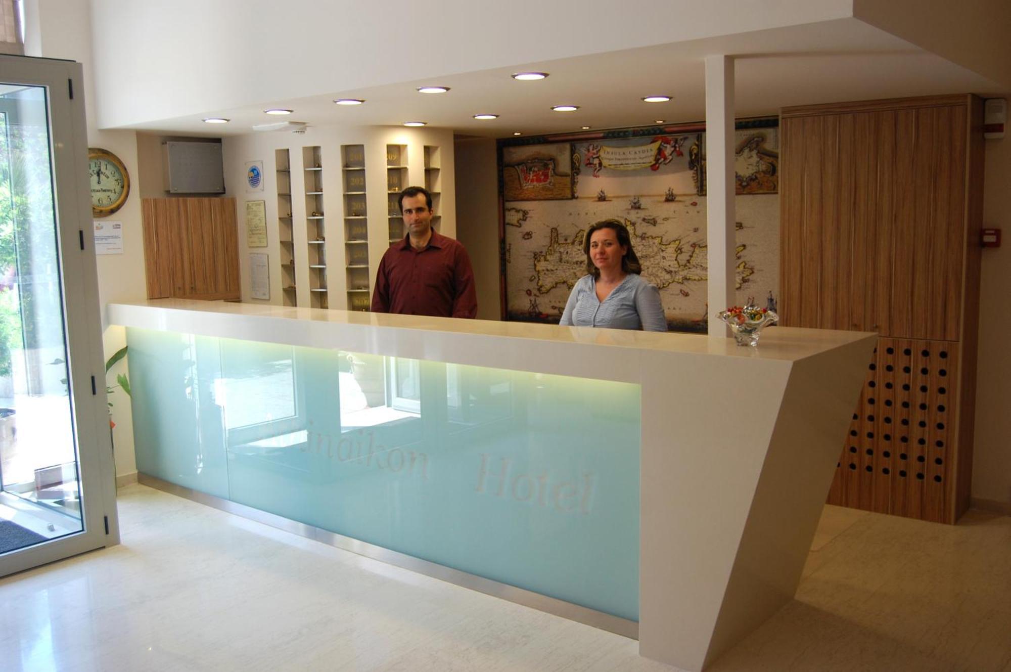 Athinaiko Hotel Heraklion Zewnętrze zdjęcie